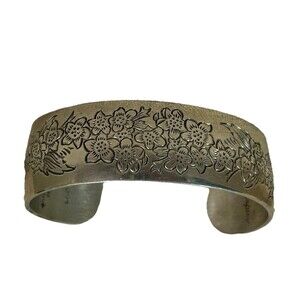 Vintage Kirk Stieff Larkspur Floral Etched Pewter Cuff Bracelet 7/8” Wide 900-7